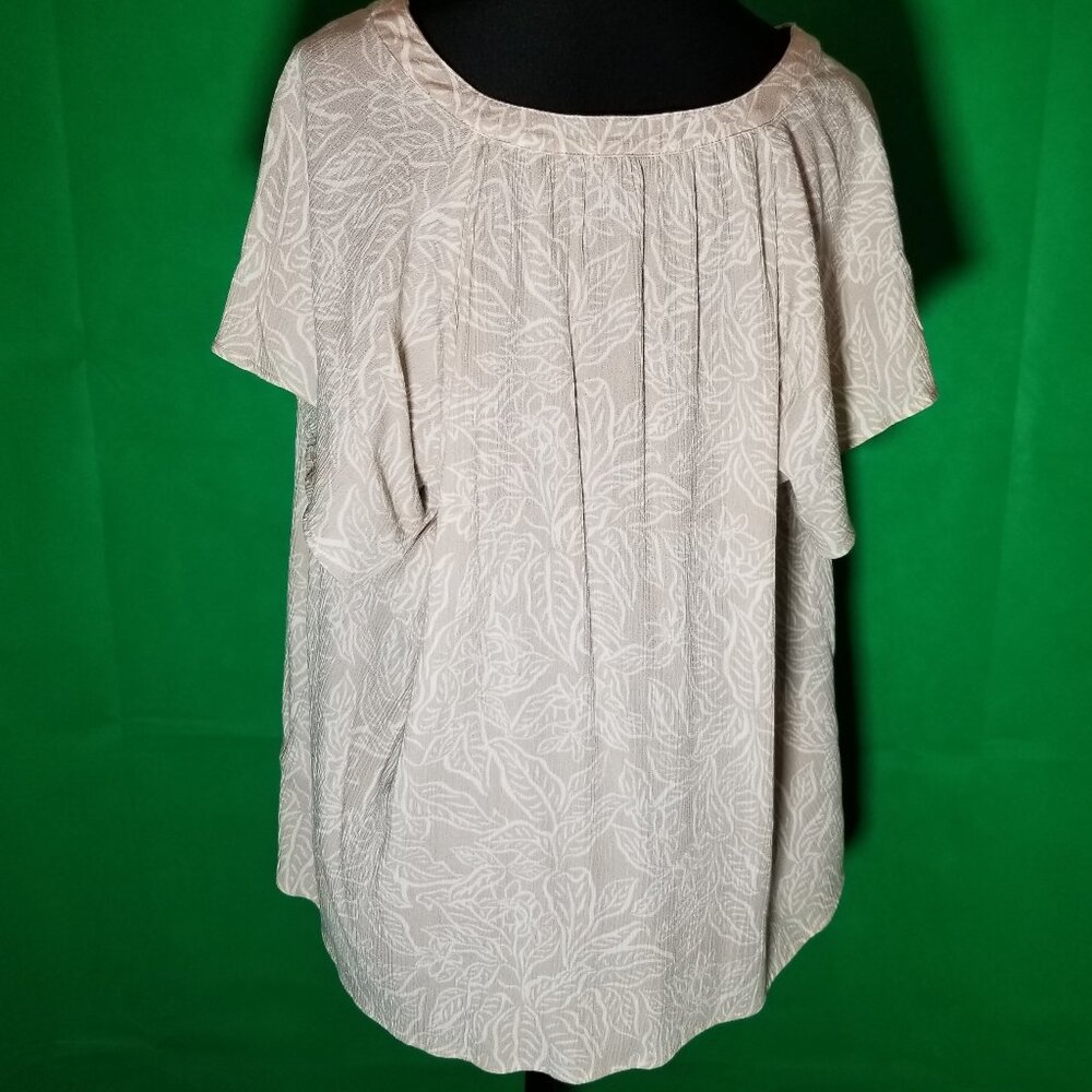 Torrid Tan Floral V-Neck Short Flutter Sleeve Blouse Womens Plus Size 00 Boho - Picture 3 of 7